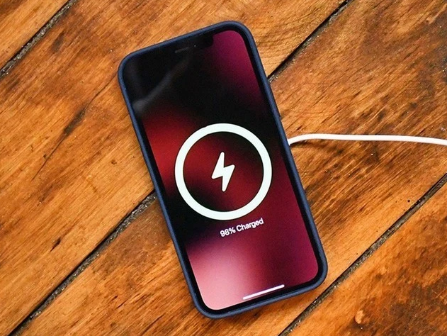 连平苹果手机维修分享iPhone 12可以随便充电吗 